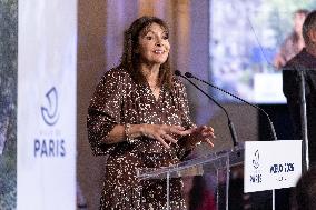 Paris' Mayor delivers a speech for the 2026 whishes - Paris AJ