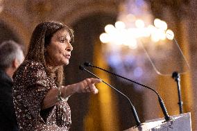 Paris' Mayor delivers a speech for the 2026 whishes - Paris AJ