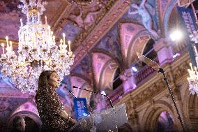 Paris' Mayor delivers a speech for the 2026 whishes - Paris AJ