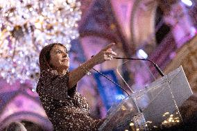 Paris' Mayor delivers a speech for the 2026 whishes - Paris AJ
