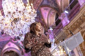 Paris' Mayor delivers a speech for the 2026 whishes - Paris AJ