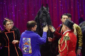 NO TABLOIDS - Princess Stéphanie Launches 48th Circus Festival - Monaco