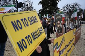 Iranians hold a rally  in Washington DC to call for a change of government in Iran