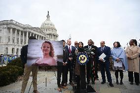 House Homeland Security Committee Democrats discuss killing of Renee Good