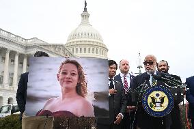 House Homeland Security Committee Democrats discuss killing of Renee Good