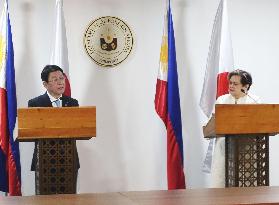 Japan, Philippines sign pact