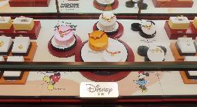 LaoFengXiang Collaborates With Disney on Gold Jewelry