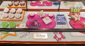 LaoFengXiang Collaborates With Disney on Gold Jewelry