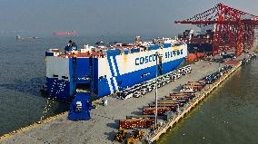 Suzhou Port Vehicles Export