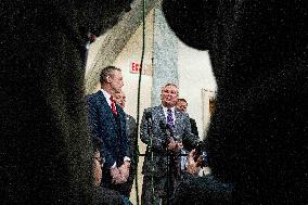 Hillary Clinton's closed door Deposition