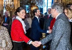 COUNTY GOVERNORS MEET THE ROYAL FAMILY