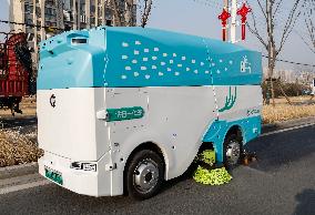 Washing And Sweeping Integrated Unmanned Vehicle