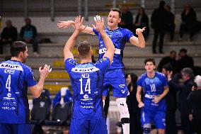 VOLLEY - Superlega Serie A - Cisterna Volley vs Vero Volley Monza 3-1 (25-22, 25-23,18-25, 25-22)