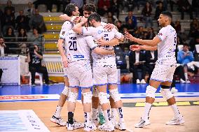 VOLLEY - Superlega Serie A - Cisterna Volley vs Vero Volley Monza 3-1 (25-22, 25-23,18-25, 25-22)