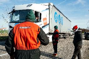 Blockade of Power Stations and Control of Shipments - Montauban