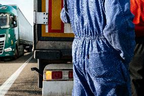 Blockade of Power Stations and Control of Shipments - Montauban