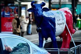 Operation Promotes Fair Trade Milk In Paris - France