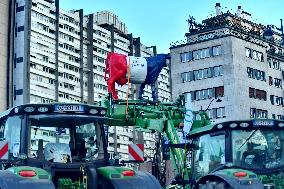 Operation Promotes Fair Trade Milk In Paris - France