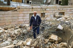 Israeli Forces Raid Hebron January 15