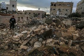 Israeli Forces Raid Hebron January 15