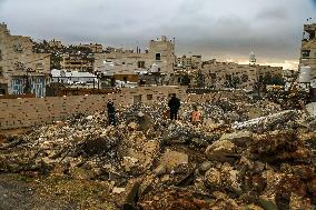 Israeli Forces Raid Hebron January 15
