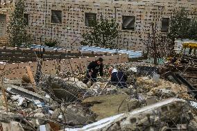 Israeli Forces Raid Hebron January 15