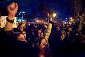 Tehran Students Rally for Plane Crash Victims - Iran