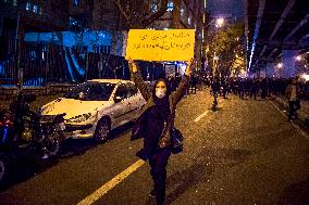 Tehran Students Rally for Plane Crash Victims - Iran
