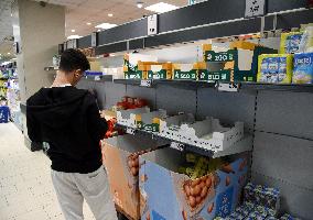 Illustration - Egg Shortages In Supermarkets - Paris