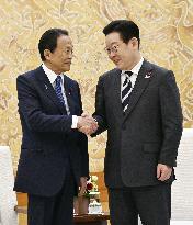 Aso-Lee talks in Seoul