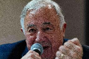 Gerard Larcher Visits Tarn-et-Garonne - France