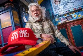 NU DET NUUK - MAKE AMERICA GO AWAY - CAP
