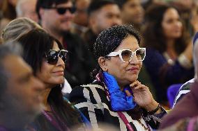 Visitors Attend Inaugural Jaipur Literature Festival - India