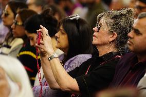 Visitors Attend Inaugural Jaipur Literature Festival - India