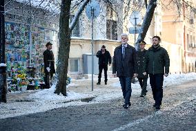 Zelensky and Pavel Honor Memorial Wall - Kiev