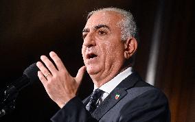 Exiled crown prince Reza Pahlavi speaks at a news conference in Washington DC.