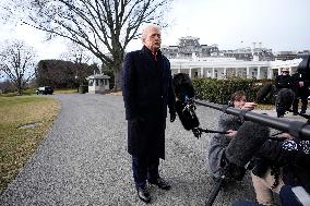 Donald Trump deparst to Florida - Washington