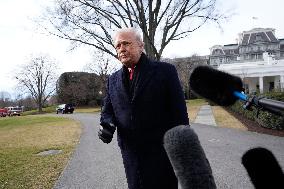 Donald Trump deparst to Florida - Washington