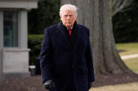 Donald Trump deparst to Florida - Washington