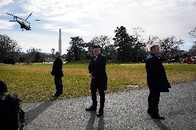 Donald Trump deparst to Florida - Washington