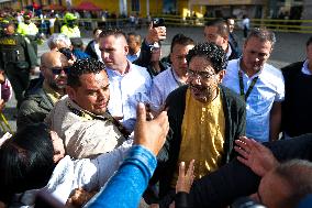 Pre-presidential Candidate Ivan Cepeda holds Rally in the Border with Ecuador