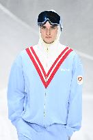 MFW - Li-Ning Runway