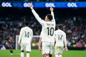 La Liga - Real Madrid v Levante