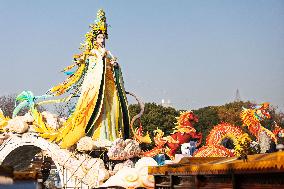 Qinhuai Lantern Festival in Nanjing