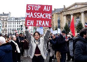 Protest March In Solidarity With Iranian People - Paris