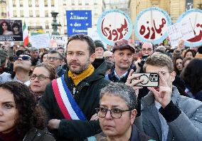 Protest March In Solidarity With Iranian People - Paris