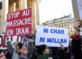 Protest March In Solidarity With Iranian People - Paris