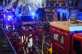 Apartment Collapse Injures 19 People - Paris