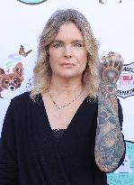 The Brave And The Rescued Honoring Fire Department - LA