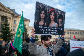 Protest March In Solidarity With Iranian People - Paris